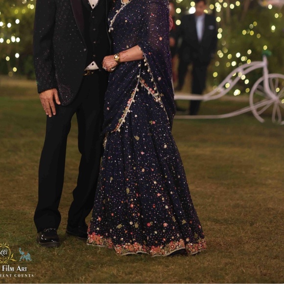 Rabani & Rakha designer lehenga - Picture 3 of 5